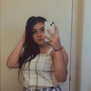 Meet your Posher, Kayla